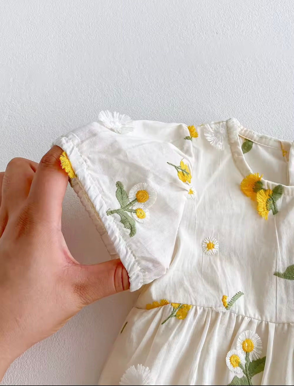 Daisy Baby Girl Bodysuit – Summer One-Piece