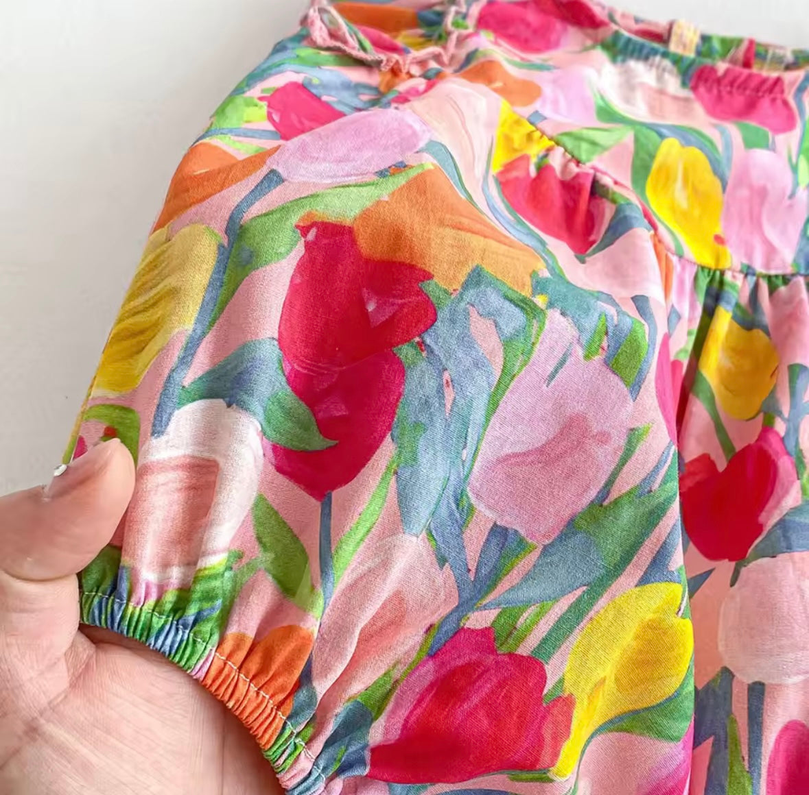 Tulip Print Ruffle Sleeve Baby Girl Bodysuit – Summer One-Piece for Toddlers