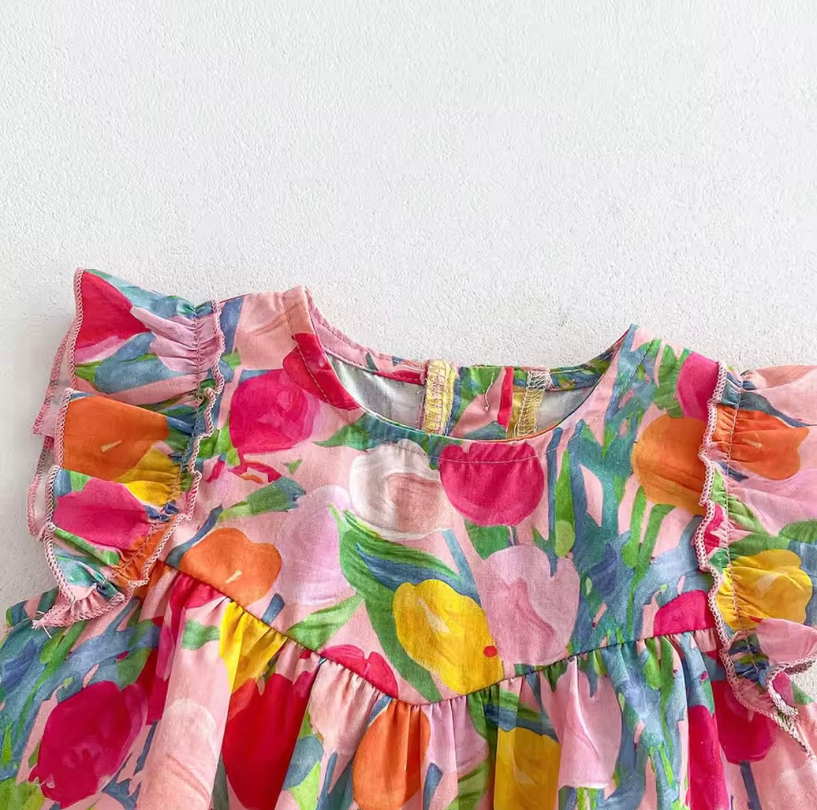 Tulip Print Ruffle Sleeve Baby Girl Bodysuit – Summer One-Piece for Toddlers